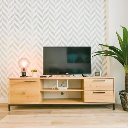 Stylish And Bright Apartment Malaga